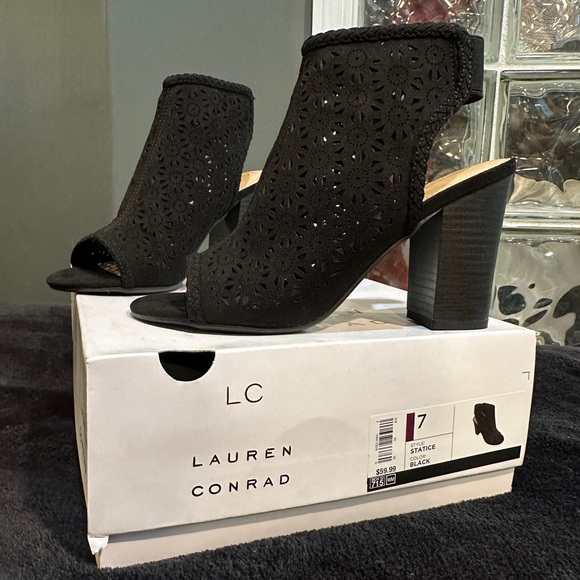 LC Lauren Conrad Shoes - Lauren Conrad Black heels New in box